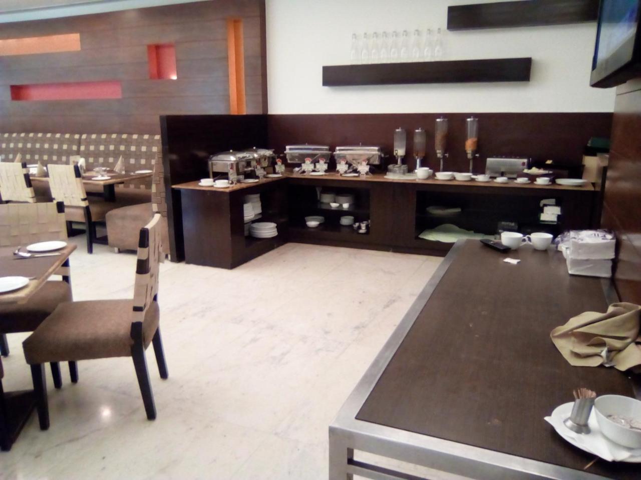Hotel The Woods Gurgaon Exterior foto