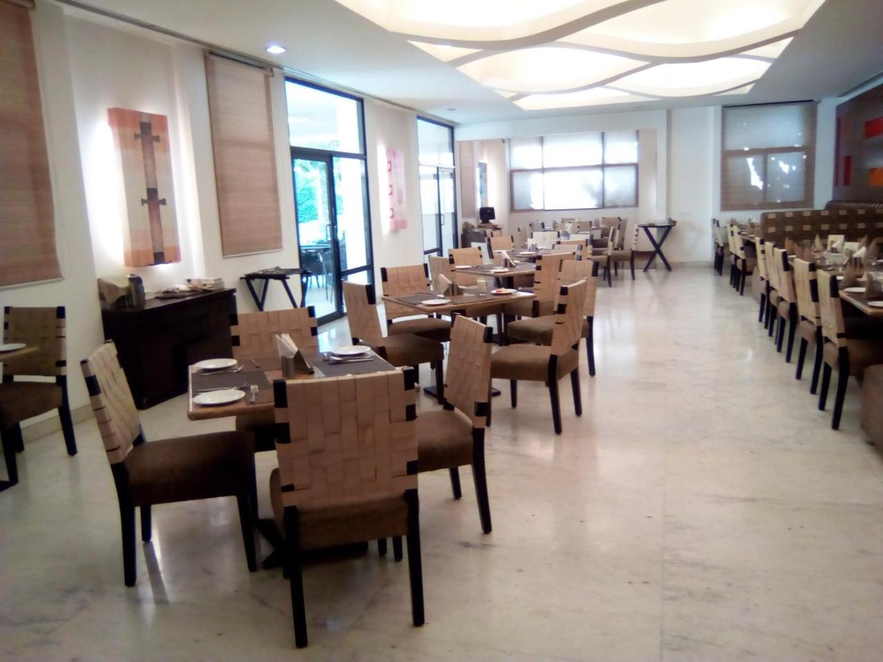 Hotel The Woods Gurgaon Exterior foto